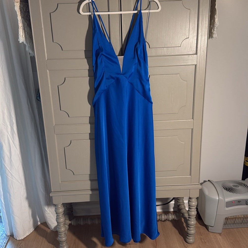 Aidan Mattox size 14R halter drape royal blue formal gown. - Picture 4 of 13